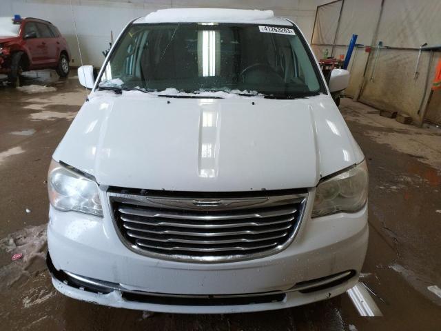 Photo 5 from auction – 2014 CHRYSLER TOWN & COU with VIN 2C4RC1BG5ER168941