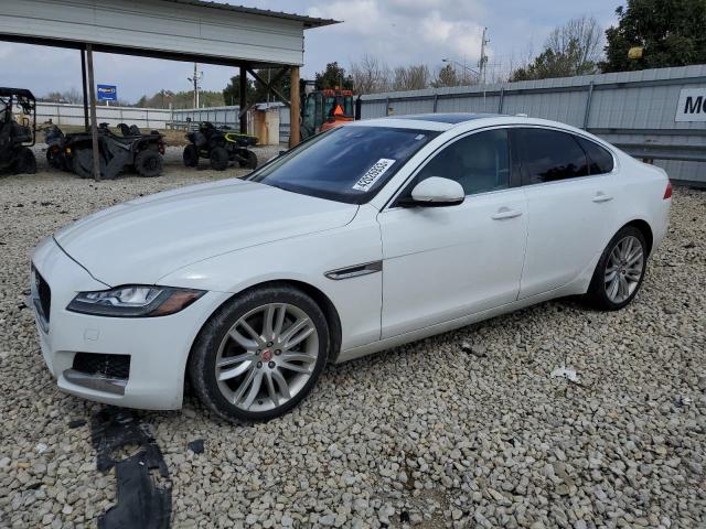 JAGUAR XF PRESTIG 2017 with VIN SAJBE4BVXHCY47744 - Photo from auction