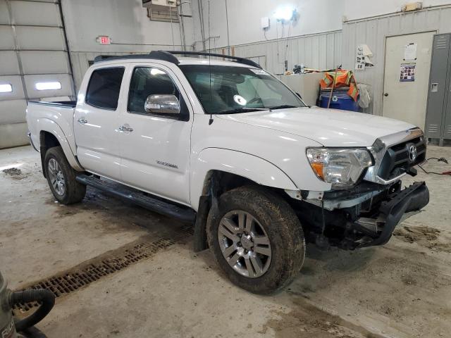 Photo 4 from auction – 2015 TOYOTA TACOMA DOU with VIN 3TMLU4EN4FM170039