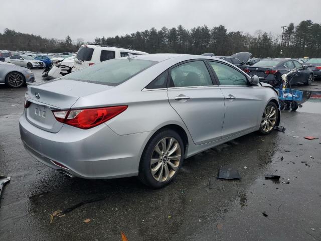 Photo 3 from auction – 2013 HYUNDAI SONATA SE with VIN 5NPEC4AC9DH716417