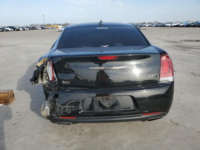 Photo 6 from auction – 2018 CHRYSLER 300 S with VIN 2C3CCABG6JH222953