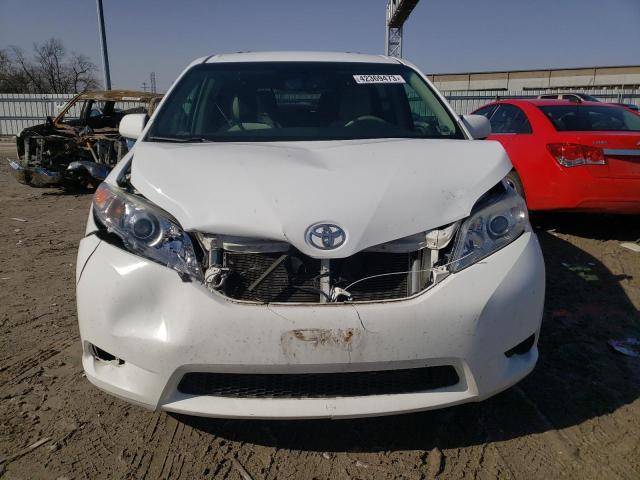 Photo 5 from auction – 2014 TOYOTA SIENNA LE with VIN 5TDJK3DC8ES080849