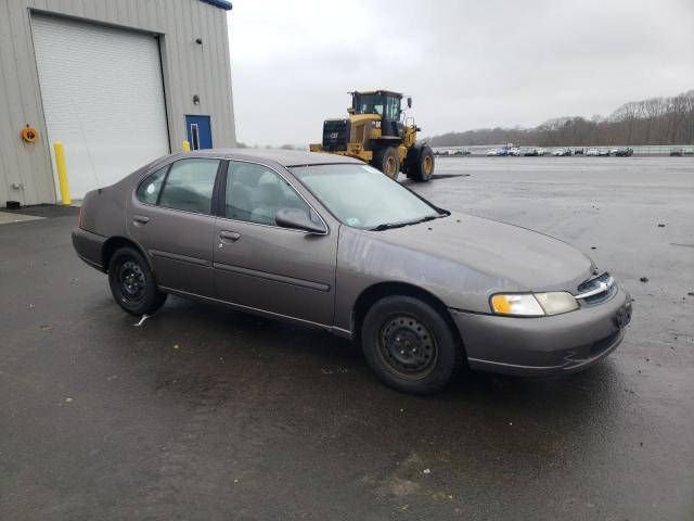 Photo 4 from auction – 1998 NISSAN ALTIMA XE with VIN 1N4DL01D5WC156588