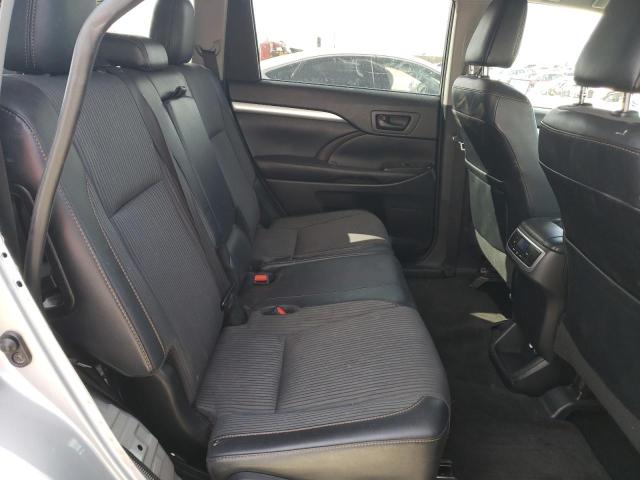 Photo 11 from auction – 2016 TOYOTA HIGHLANDER with VIN 5TDZKRFH0GS186665