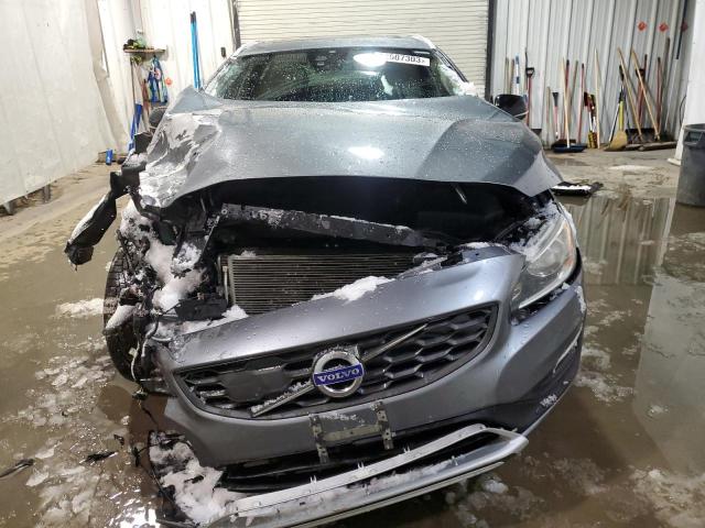 Photo 5 from auction – 2017 VOLVO V60 CROSS with VIN YV440MWK5H1025139