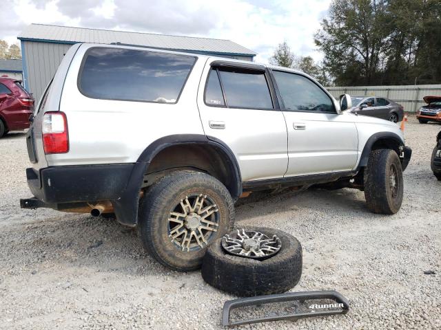 Photo 3 from auction – 2002 TOYOTA 4RUNNER SR with VIN JT3GN86R520225767