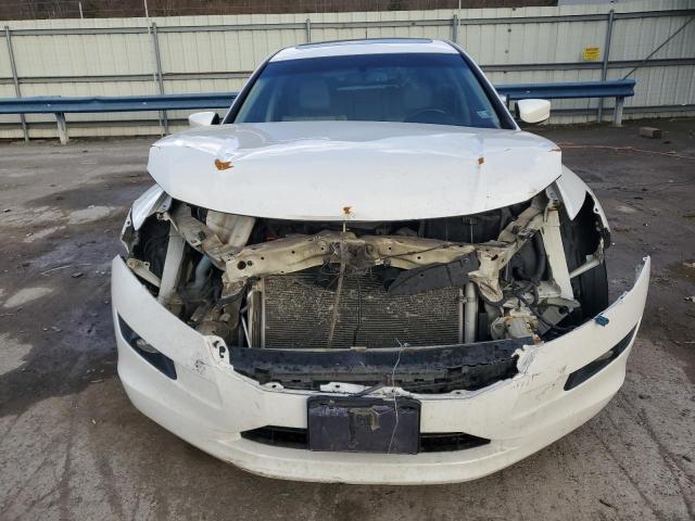 Photo 5 from auction – 2011 HONDA ACCORD CRO with VIN 5J6TF2H5XBL007296