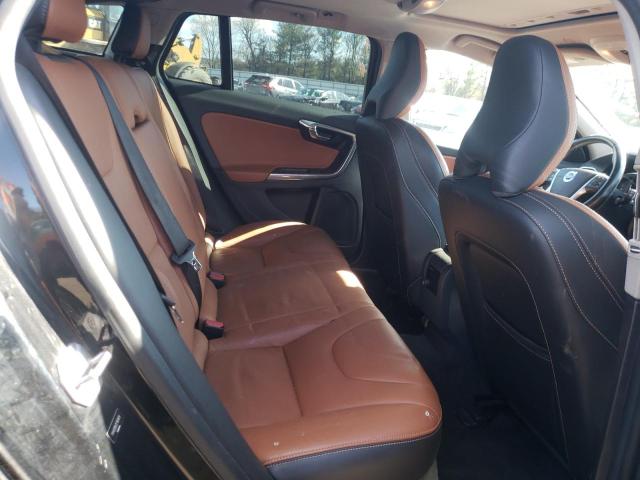 Photo 10 from auction – 2015 VOLVO V60 CROSS with VIN YV4612HK3F1001619