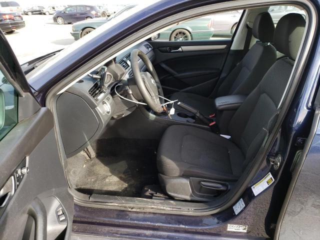 Photo 7 from auction – 2013 VOLKSWAGEN PASSAT S with VIN 1VWAP7A33DC068389