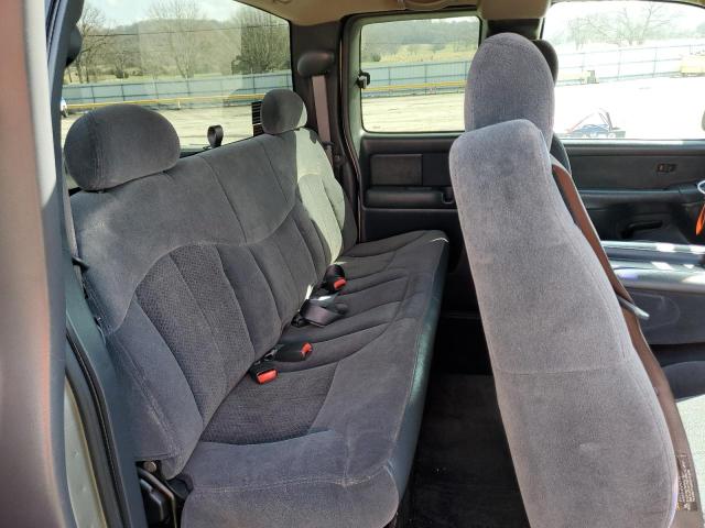 Photo 10 from auction – 2002 CHEVROLET SILVERADO with VIN 2GCEC19V321332409