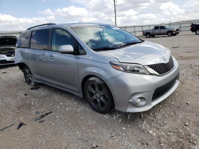 Photo 4 from auction – 2017 TOYOTA SIENNA SE with VIN 5TDXZ3DC5HS836342