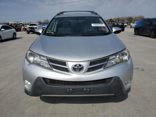 Photo 5 from auction – 2015 TOYOTA RAV4 LE with VIN JTMZFREV1FJ032781