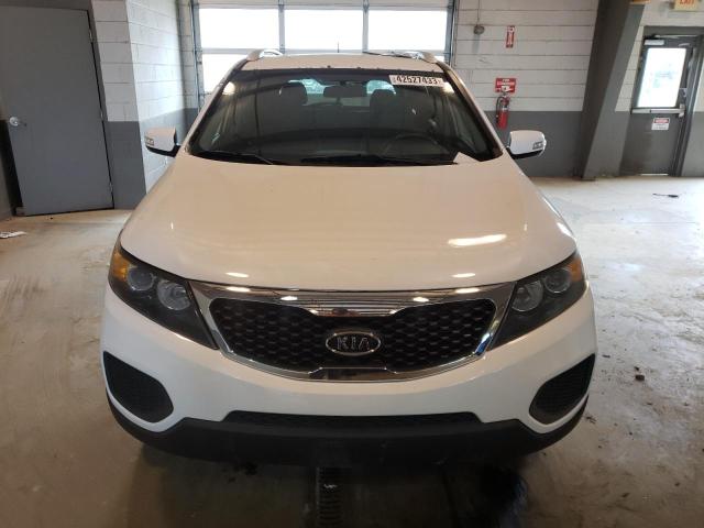 Photo 5 from auction – 2013 KIA SORENTO LX with VIN 5XYKTDA23DG403073