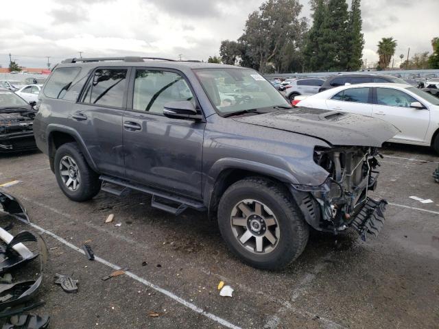 Photo 4 from auction – 2020 TOYOTA 4RUNNER SR with VIN JTEBU5JR9L5739605