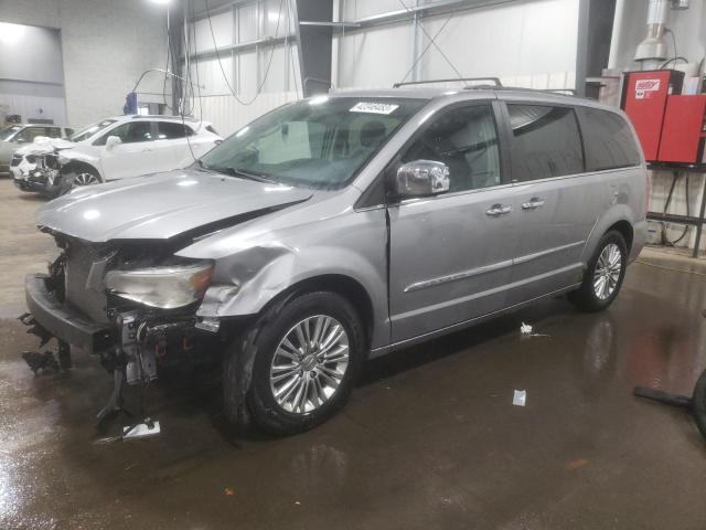 CHRYSLER TOWN & COU 2013 with VIN 2C4RC1CG4DR662589 - Photo from auction