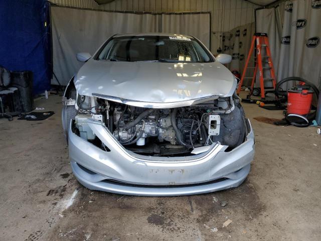 Photo 5 from auction – 2012 HYUNDAI SONATA GLS with VIN 5NPEB4ACXCH472374