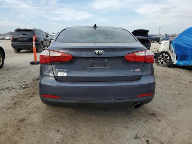 Photo 6 from auction – 2015 KIA FORTE EX with VIN KNAFX4A88F5319172