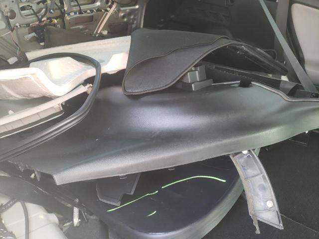 Photo 13 from auction – 2016 TOYOTA RAV4 XLE with VIN 2T3WFREV8GW265336