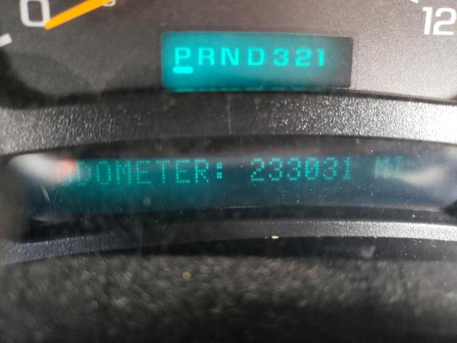 Photo 9 from auction – 2005 CHEVROLET SILVERADO with VIN 1GCEC14X95Z275797
