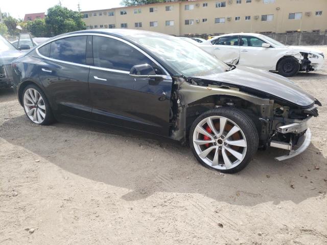 Photo 4 from auction – 2018 TESLA MODEL 3 with VIN 5YJ3E1EB8JF170821