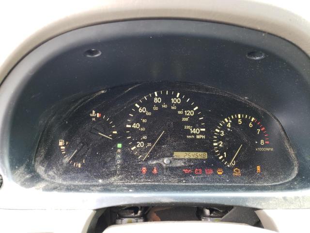 Photo 9 from auction – 2002 LEXUS RX300 with VIN JTJGF10U620135375