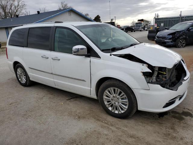 Photo 4 from auction – 2016 CHRYSLER TOWN & COU with VIN 2C4RC1JG9GR246724