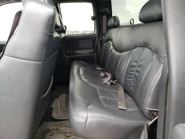 Photo 10 from auction – 2002 CHEVROLET SILVERADO with VIN 2GCEK19T521389230