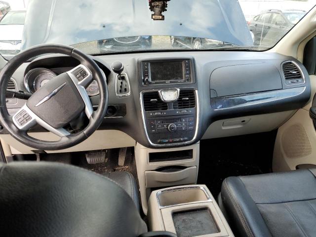 Photo 8 from auction – 2013 CHRYSLER TOWN & COU with VIN 2C4RC1BG8DR690283