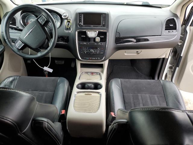 Photo 8 from auction – 2016 CHRYSLER TOWN & COU with VIN 2C4RC1JG9GR246724