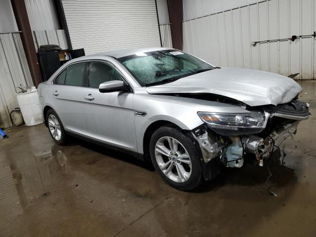 Photo 4 from auction – 2015 FORD TAURUS SEL with VIN 1FAHP2E80FG209513
