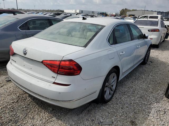 Photo 3 from auction – 2016 VOLKSWAGEN PASSAT SEL with VIN 1VWCT7A30GC012984