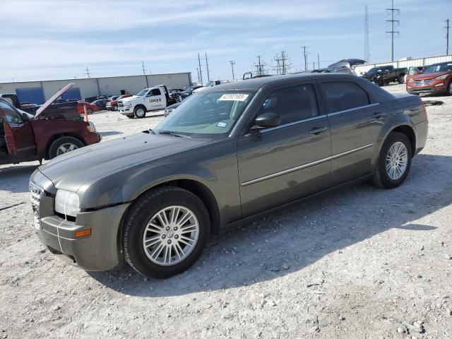 CHRYSLER 300 LX 2009 with VIN 2C3KA43D49H529637 - Photo from auction
