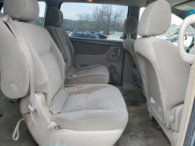 Photo 10 from auction – 2005 TOYOTA SIENNA CE with VIN 5TDZA23C65S322426