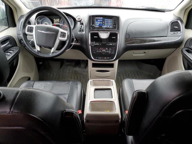 Photo 8 from auction – 2016 CHRYSLER TOWN & COU with VIN 2C4RC1BG6GR296480