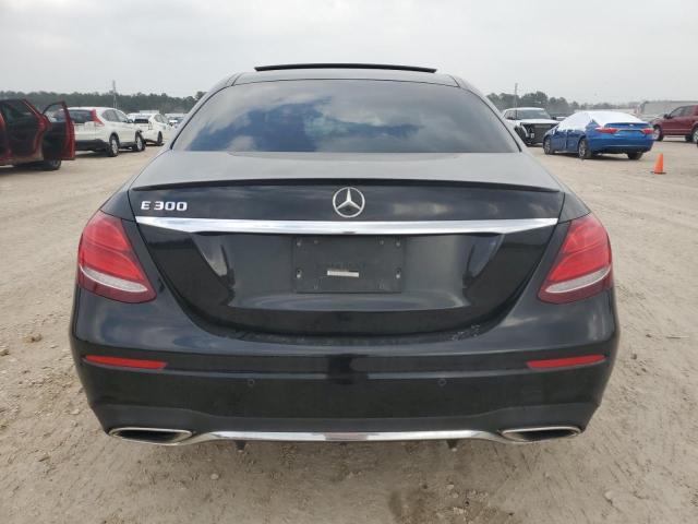 Photo 6 from auction – 2017 MERCEDES-BENZ E 300 with VIN WDDZF4JB4HA104838
