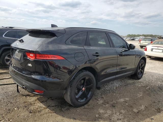 Photo 3 from auction – 2017 JAGUAR F-PACE PRE with VIN SADCJ2BV6HA493059