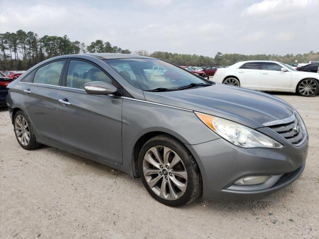 Photo 4 from auction – 2013 HYUNDAI SONATA SE with VIN 5NPEC4AB0DH543197