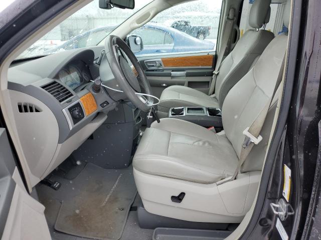 Photo 7 from auction – 2010 CHRYSLER TOWN & COU with VIN 2A4RR7DX4AR322350