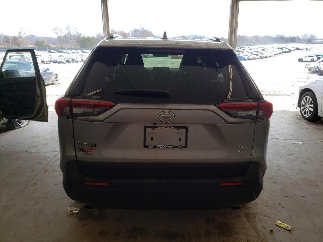 Photo 6 from auction – 2020 TOYOTA RAV4 XLE with VIN JTMP1RFV8LD048409
