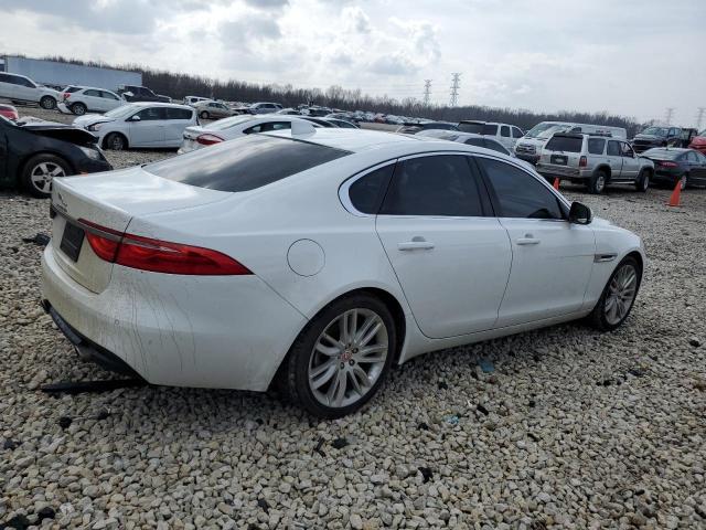 Photo 3 from auction – 2017 JAGUAR XF PRESTIG with VIN SAJBE4BVXHCY47744