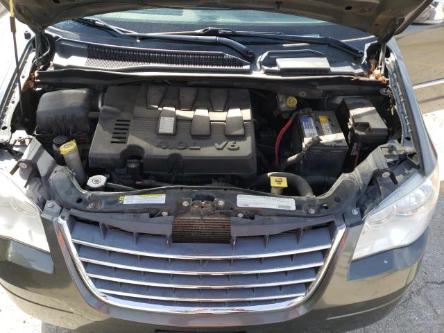 Photo 12 from auction – 2010 CHRYSLER TOWN & COU with VIN 2A4RR8DX9AR448466