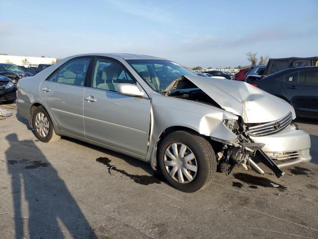 Photo 4 from auction – 2005 TOYOTA CAMRY LE with VIN 4T1BE32K25U024287