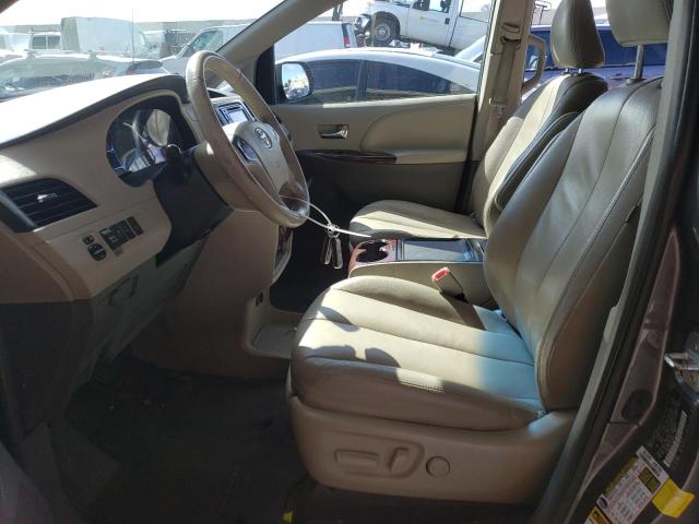 Photo 7 from auction – 2014 TOYOTA SIENNA XLE with VIN 5TDYK3DC0ES465899