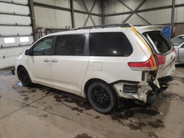 Photo 2 from auction – 2011 TOYOTA SIENNA XLE with VIN 5TDYK3DC8BS105887