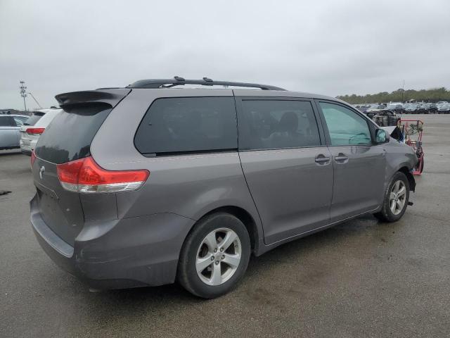 Photo 3 from auction – 2014 TOYOTA SIENNA LE with VIN 5TDKK3DCXES421656