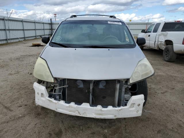 Photo 5 from auction – 2005 TOYOTA SIENNA CE with VIN 5TDZA23C85S357971