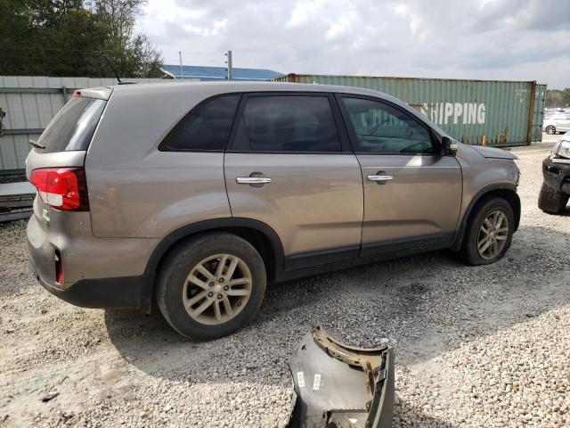 Photo 3 from auction – 2015 KIA SORENTO LX with VIN 5XYKT3A61FG615891