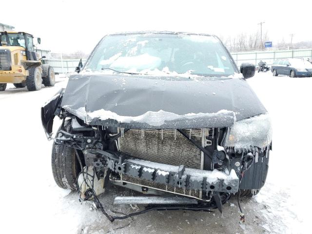 Photo 5 from auction – 2016 CHRYSLER TOWN & COU with VIN 2C4RC1HG3GR149430