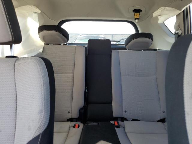 Photo 10 from auction – 2017 TOYOTA RAV4 XLE with VIN JTMRFREV5HJ703940