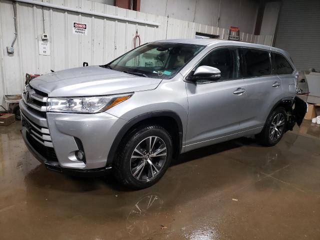 TOYOTA HIGHLANDER 2018 with VIN 5TDBZRFH7JS486529 - Photo from auction
